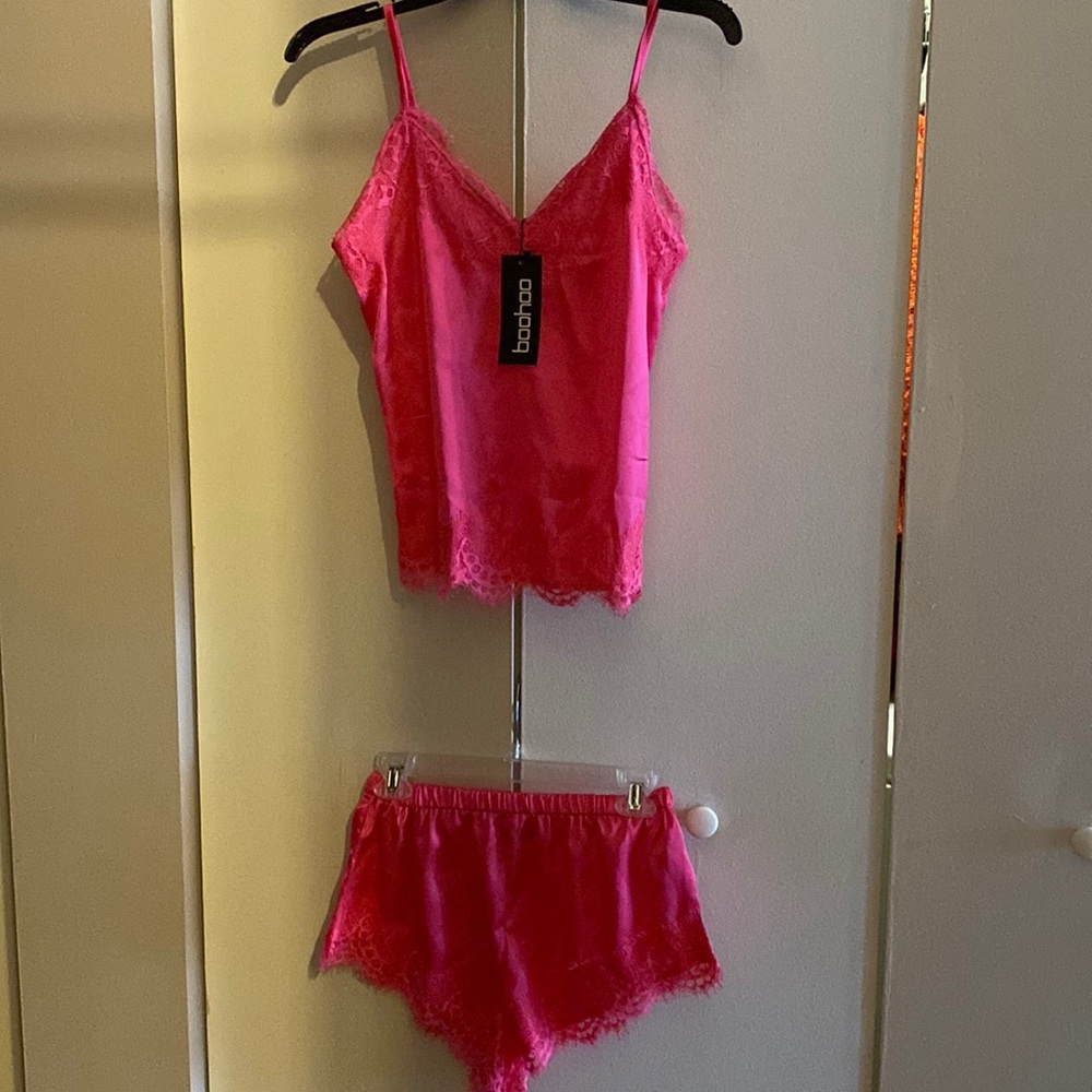 Hot pink lace set
